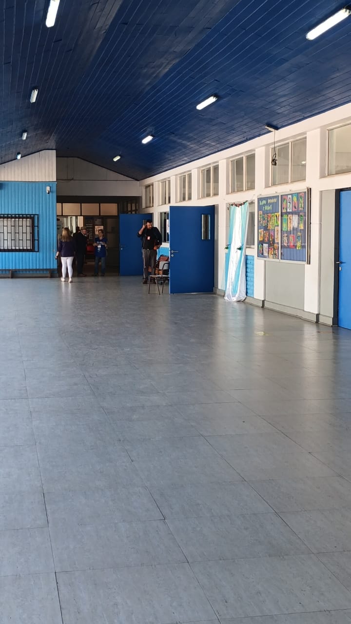 Cierran las mesas en todo Chile y comienza el Conteo de votos